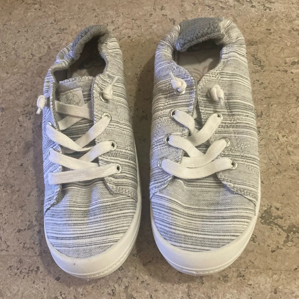 Roxy Gray and White Sneakers Classic Lace-Up Design - Picture 1 of 3
